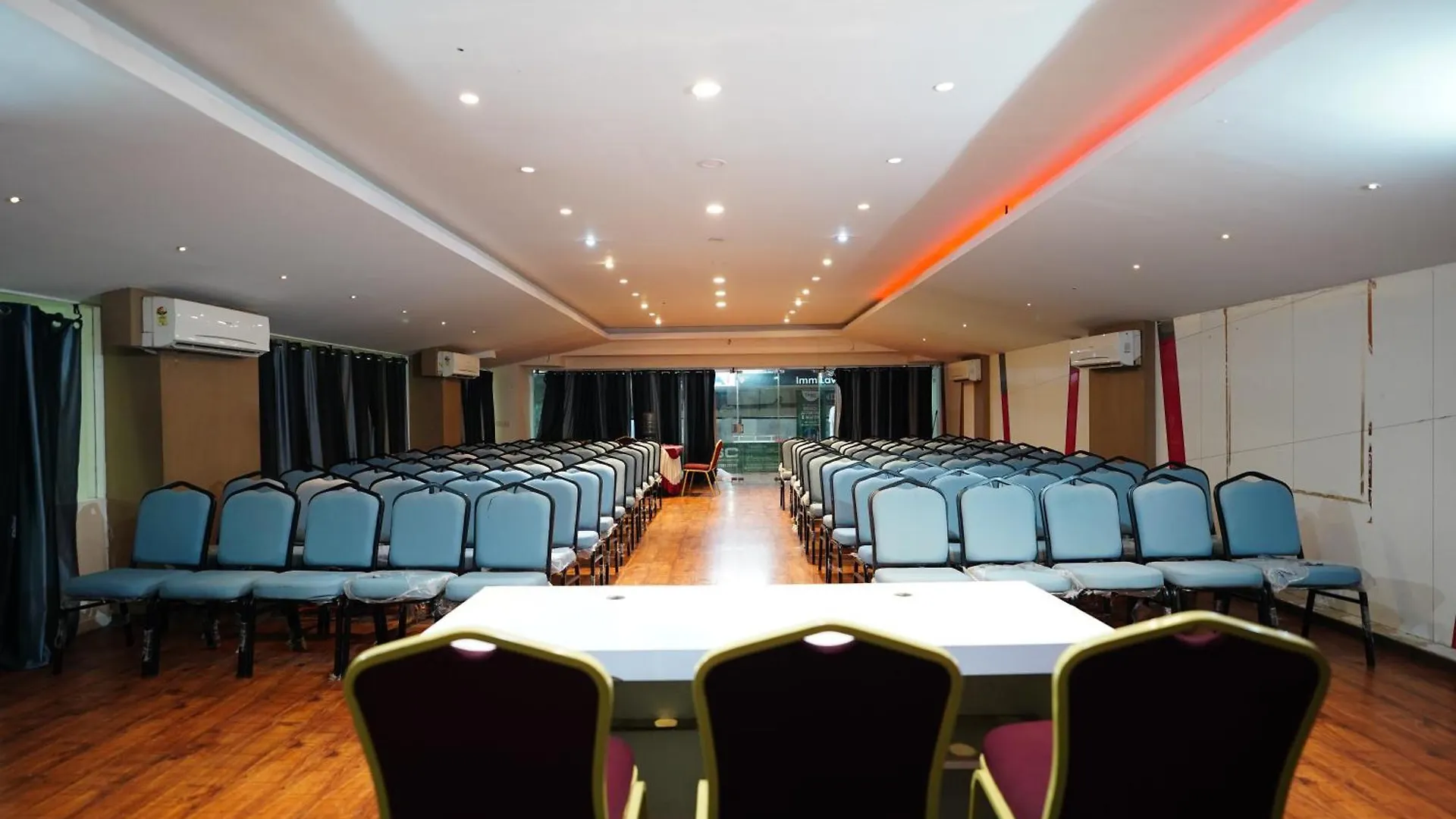 Emarald Hotel Calicut Kozhikode