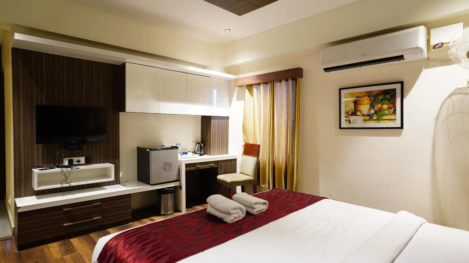 Emarald Hotel Calicut 3*, Kozhikode Ινδία